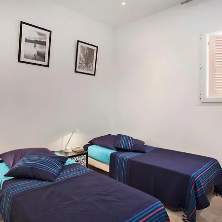 Апартаменты Casa Estel - Blue In Downtown Of Erbalunga