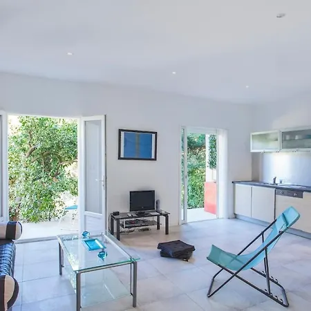 Casa Estel - Blue In Downtown Of Erbalunga Apartment *